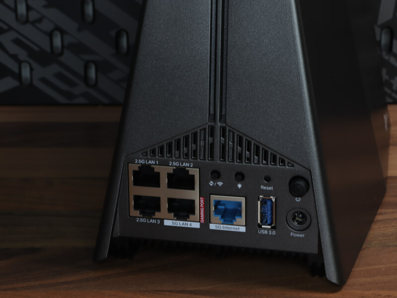 archer-ge550-5g-wan-port.JPG